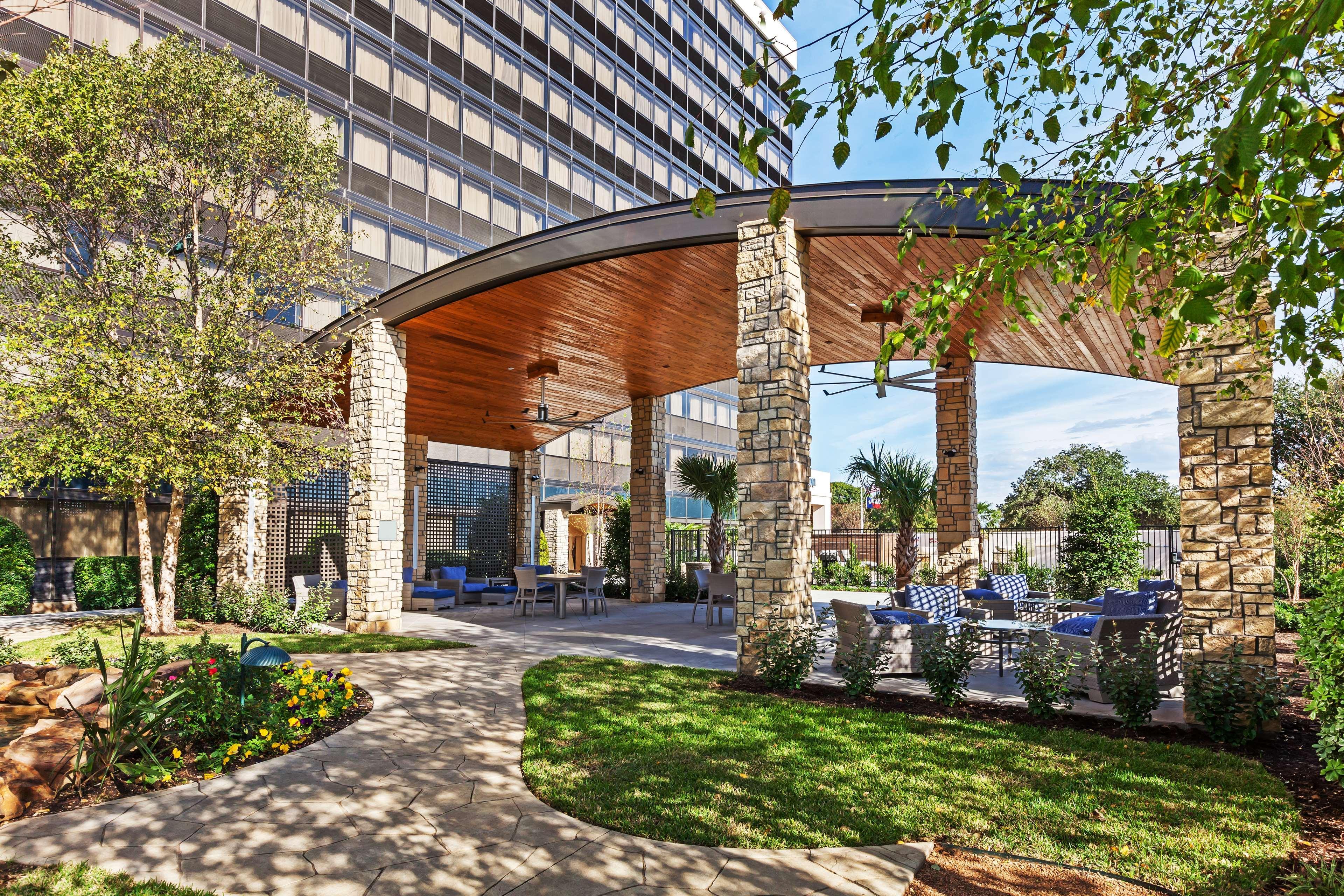 Hotel Hilton Waco Exteriér fotografie